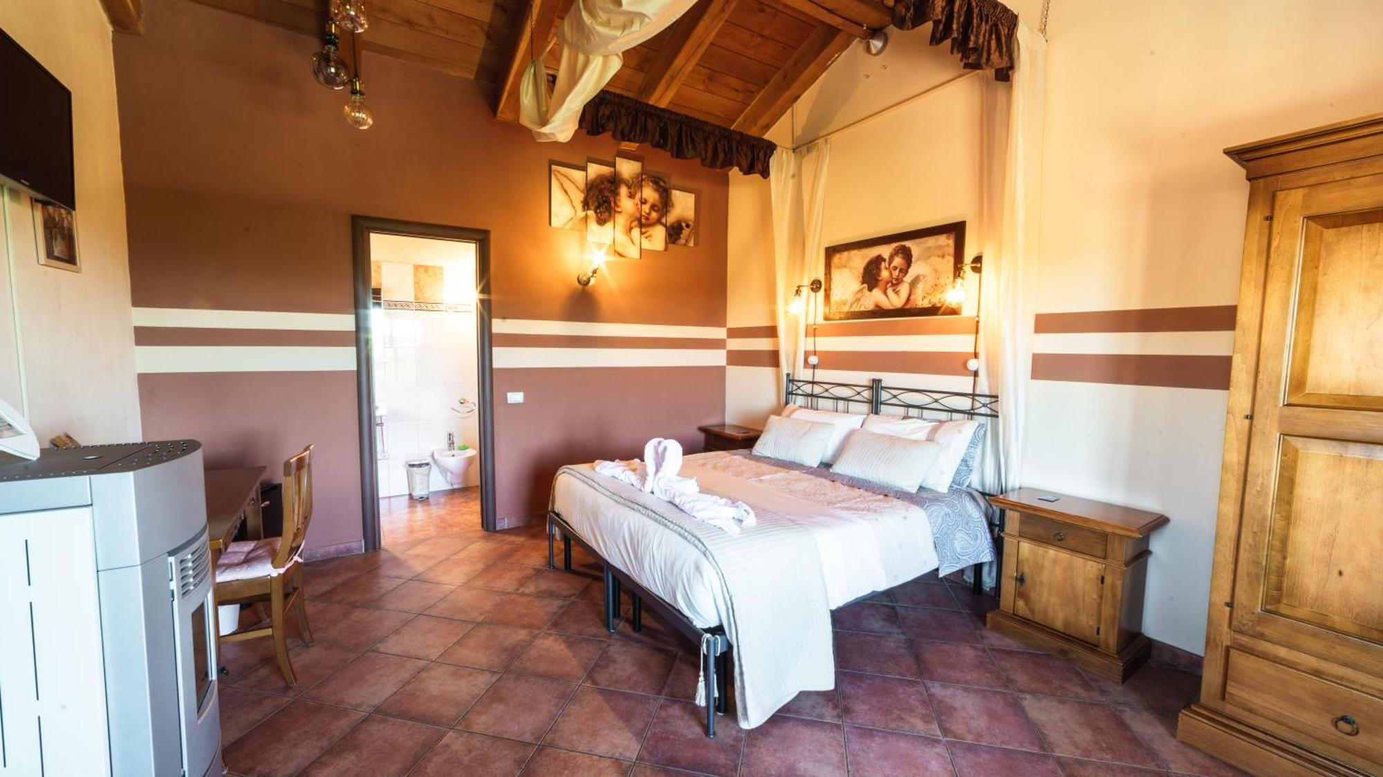 Da Fabiana Bed & Breakfast Bossolasco Bagian luar foto