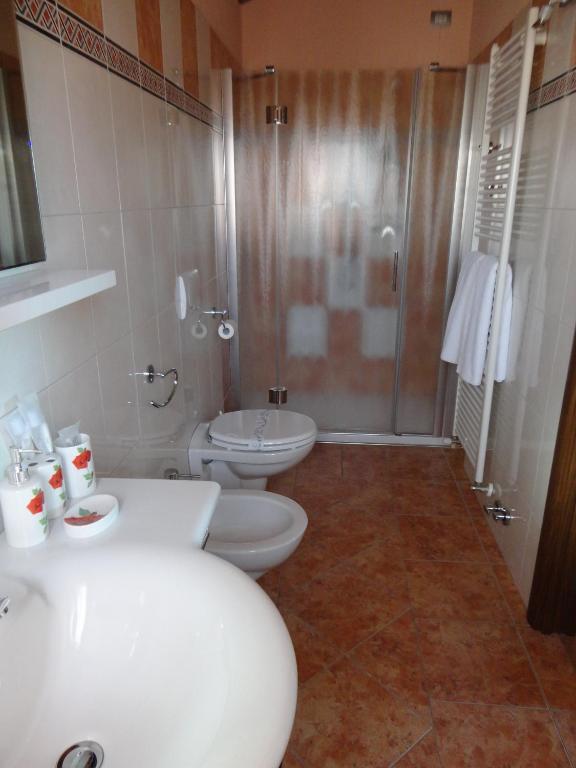 Da Fabiana Bed & Breakfast Bossolasco Ruang foto