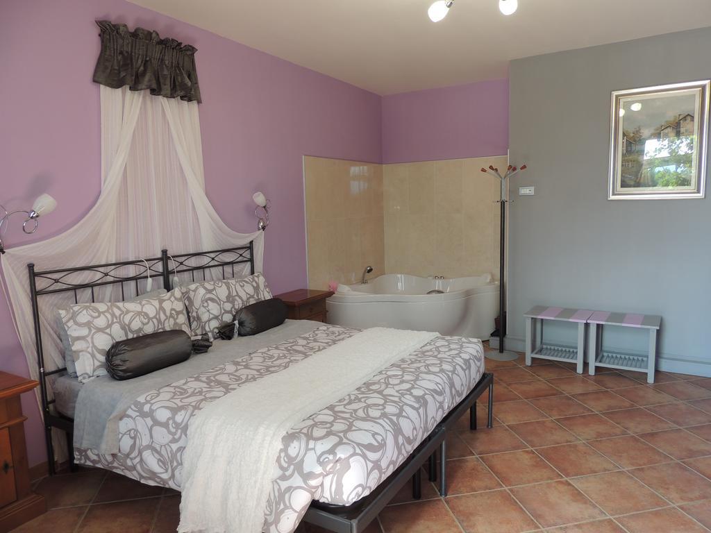 Da Fabiana Bed & Breakfast Bossolasco Bagian luar foto