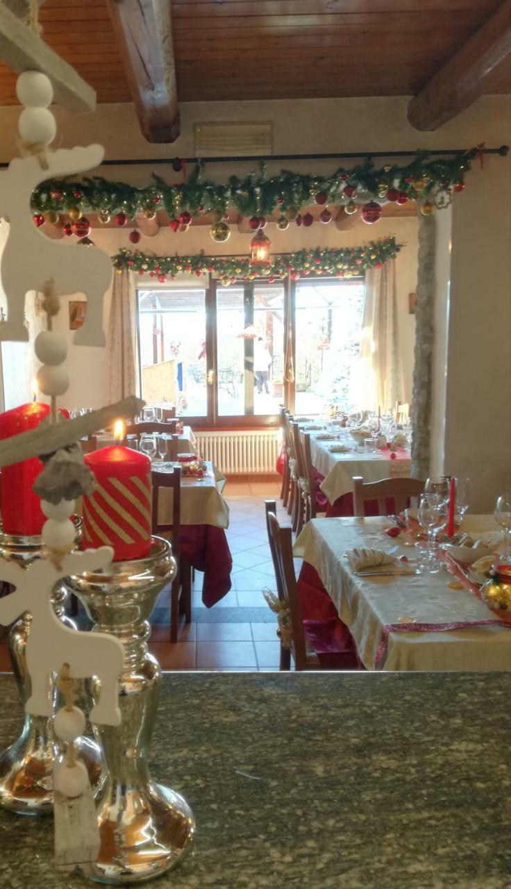 Da Fabiana Bed & Breakfast Bossolasco Bagian luar foto